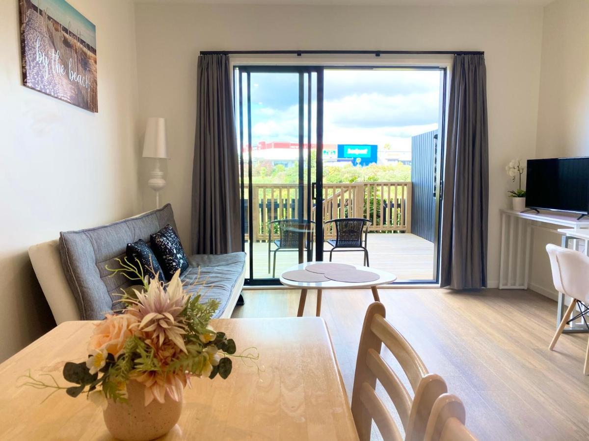 Stunning Townhouse - Walking To Botany Shopping Center Apartment Auckland Exterior foto