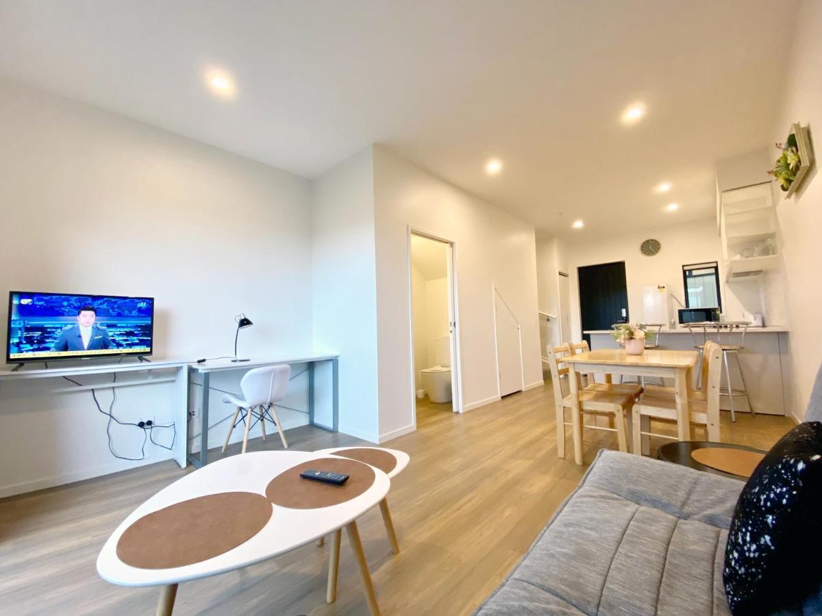 Stunning Townhouse - Walking To Botany Shopping Center Apartment Auckland Exterior foto